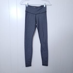 Yogasmoga Aurum Women's Activeear Leggings Gray Size 2